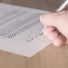 Gdzie podpisać umowę na wywóz śmieci: prosty poradnik krok po kroku