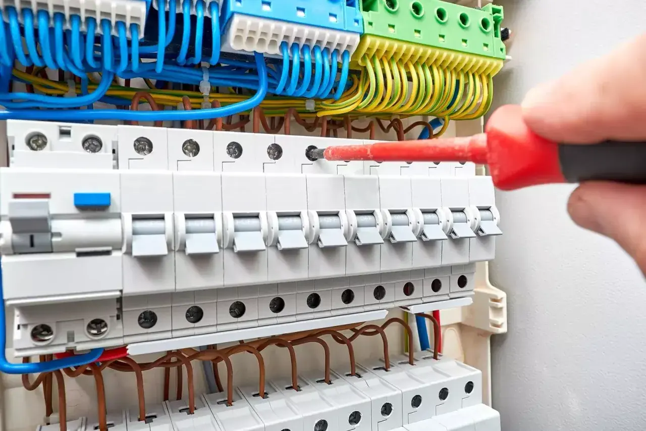 Rozdzielnia elektryczna w domu - Jak zaplanować rozdzielnię?